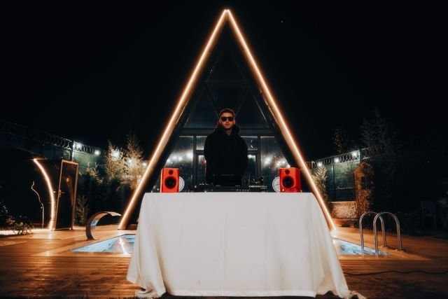 corporate event dj and booth bundle, orama production